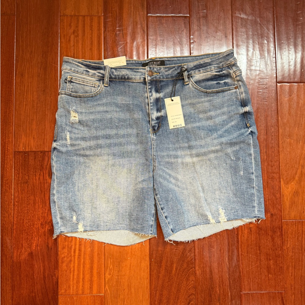 Judy Blue Light Wash Distressed Denim Jean Shorts